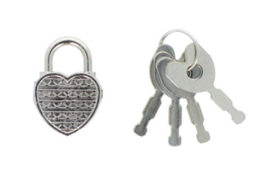 SANRIO ORIGINAL HELLO KITTY Y2K BALLET CORE RING NOTEBOOK WITH HEART PADLOCK