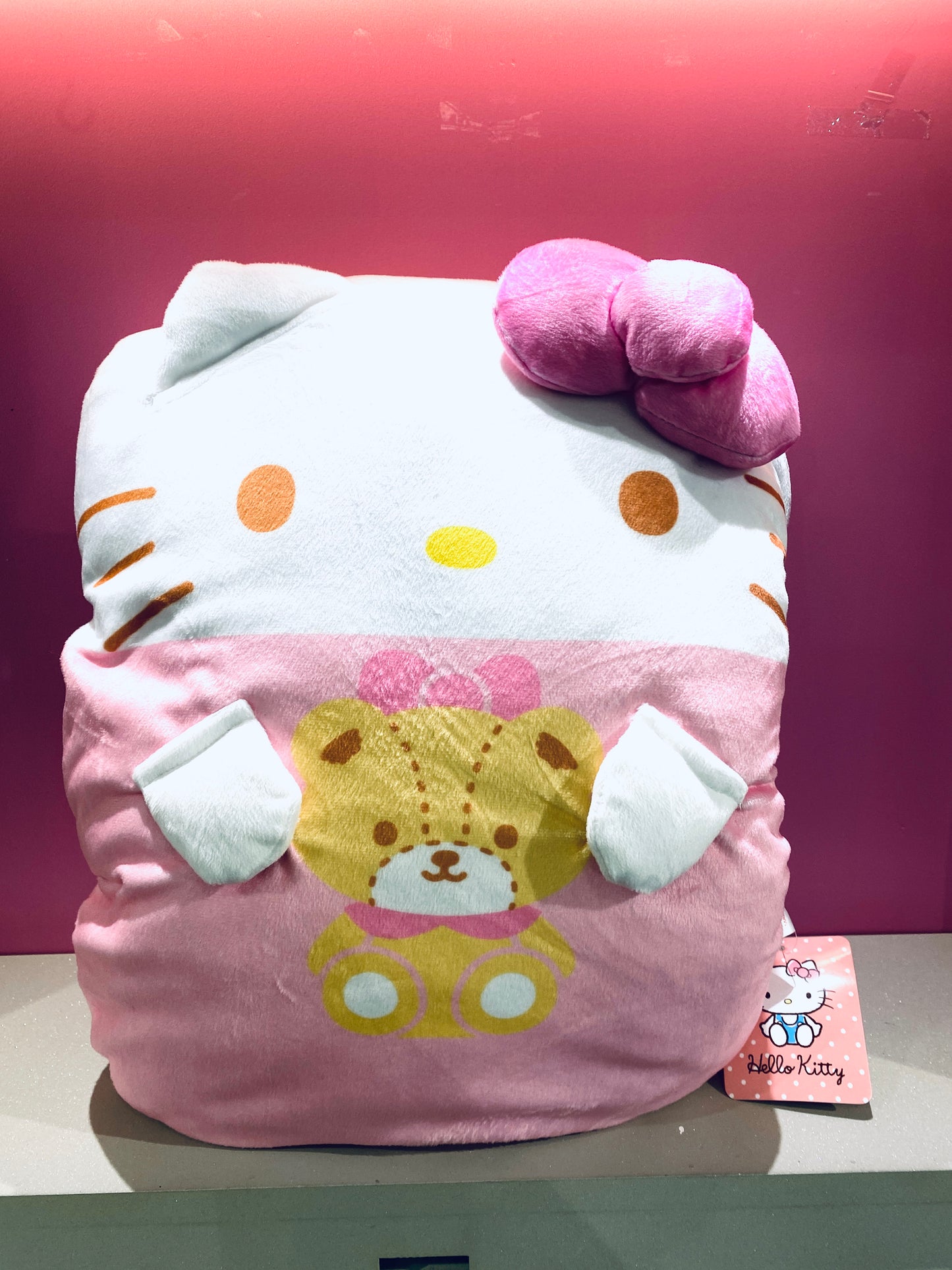 HELLO KITTY CUSHION AND HAND WARMER
