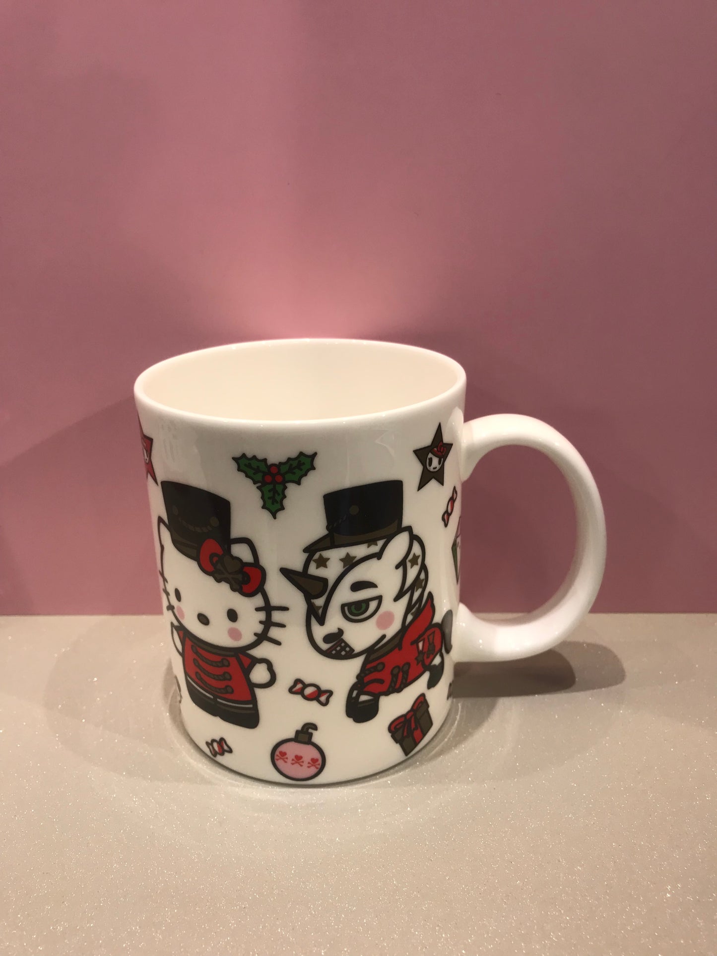 HELLO KITTY TOKIDOKI  CEREMIC MUG WINTER WONDERLAND