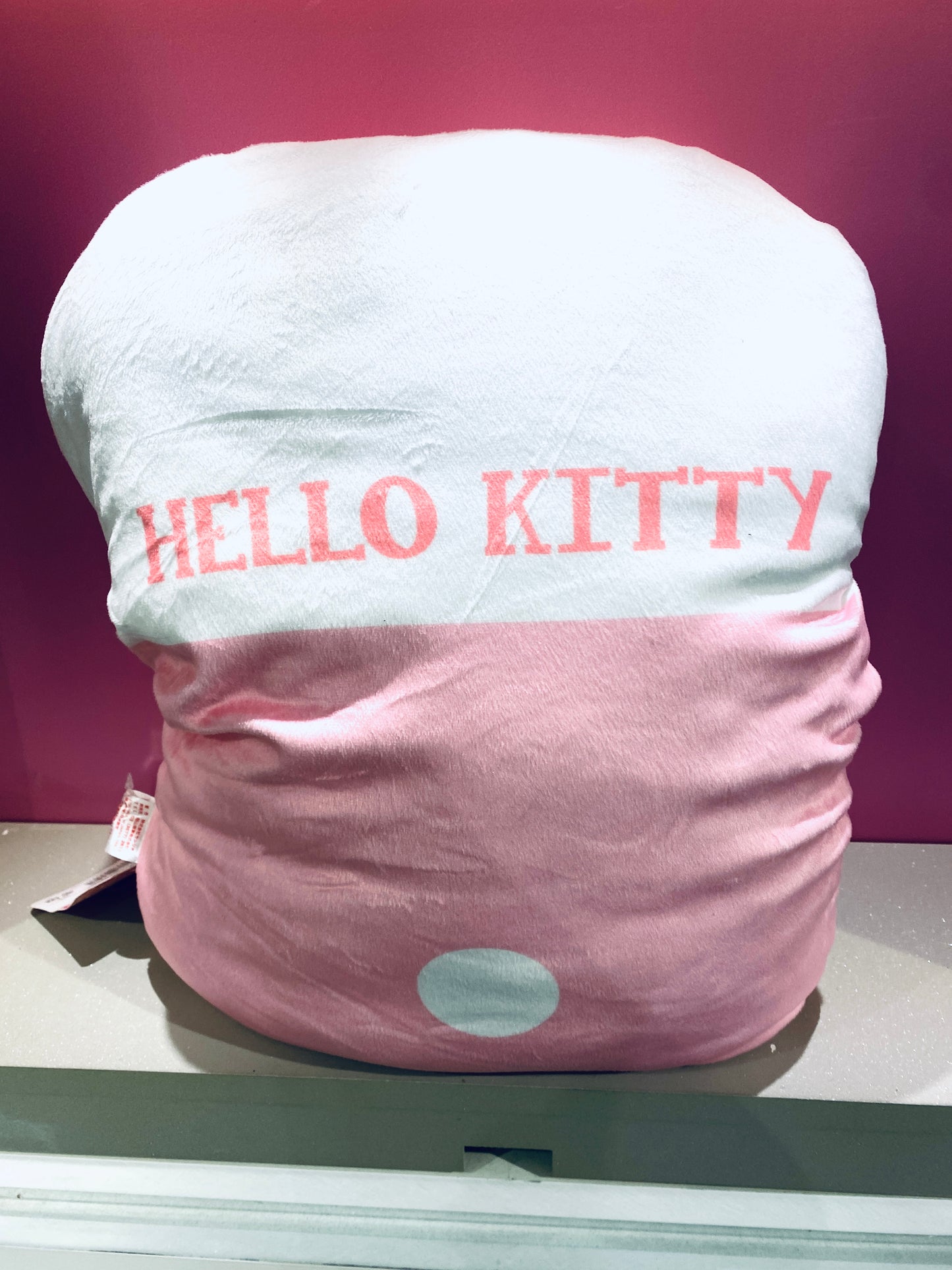 HELLO KITTY CUSHION AND HAND WARMER