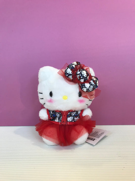 HELLO KITTY BEAN DOLL POSE