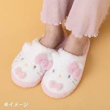 SANRIO ORIGINAL HELLO KITTY FACE SHAPED SLIPPERS