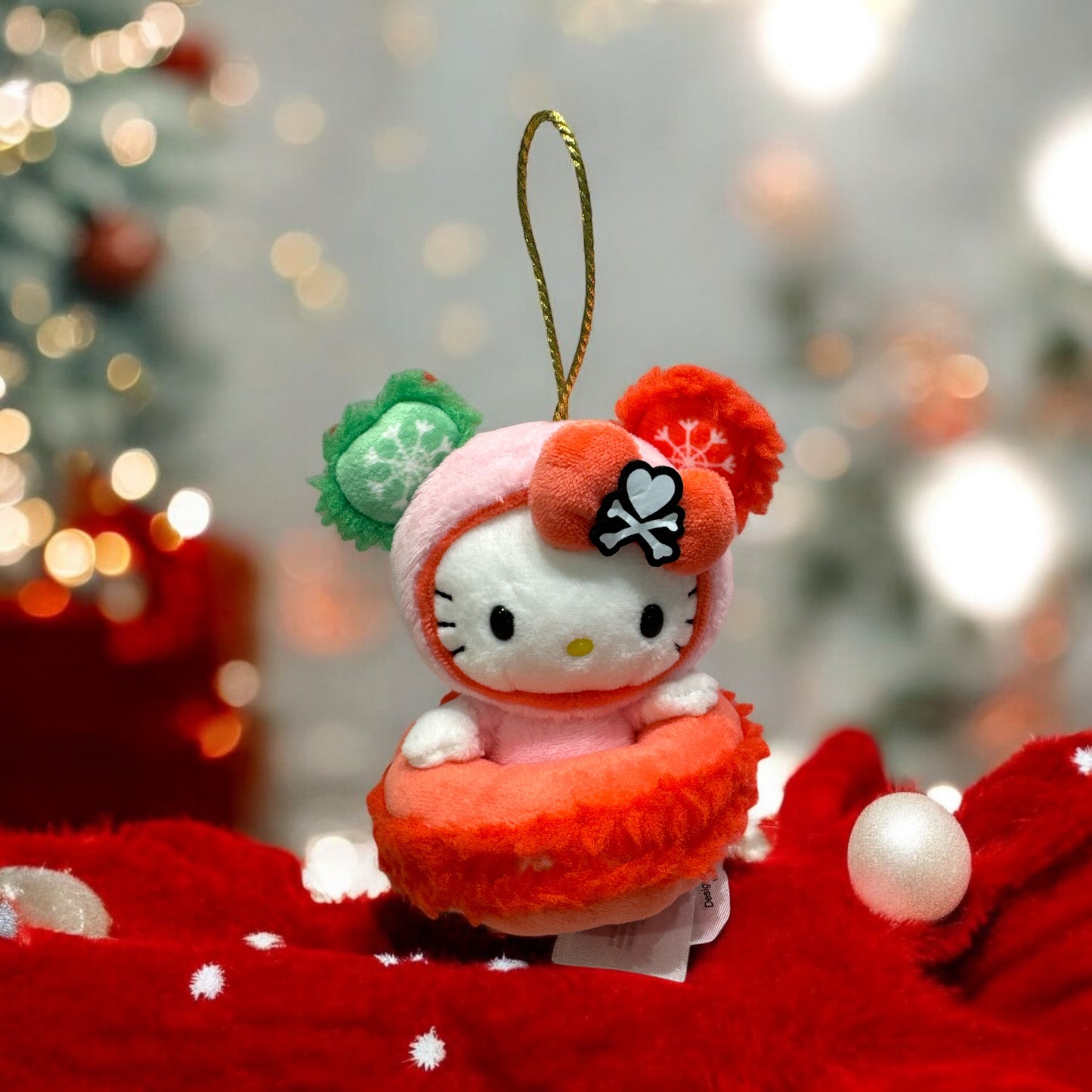 SANRIO HELLO KITTY MASCOT ORNAMENT MACARON CHRISTKAS TOKIDOKI