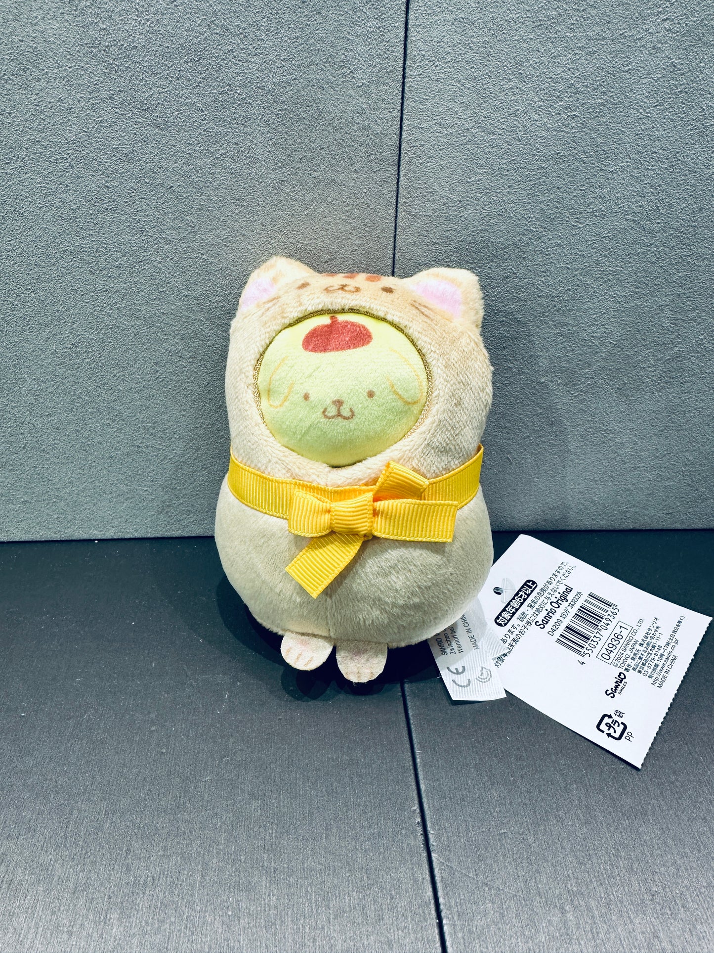 SANRIO JAPAN ORIGINAL POMPOMPURIN MASCOT WITH CAT COSTUME