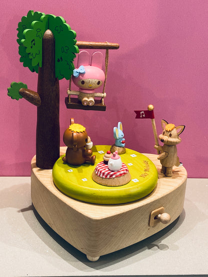 SANRIO MY MELODY LOVE PLATE TURN MUSIC BOX