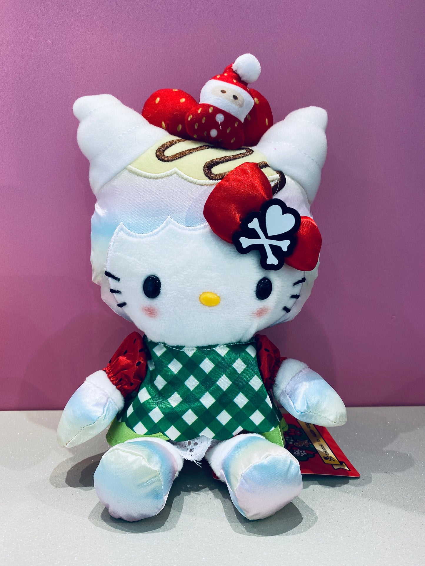 HELLO KITTY BEAN DOLL CAKE TOKIDOKI