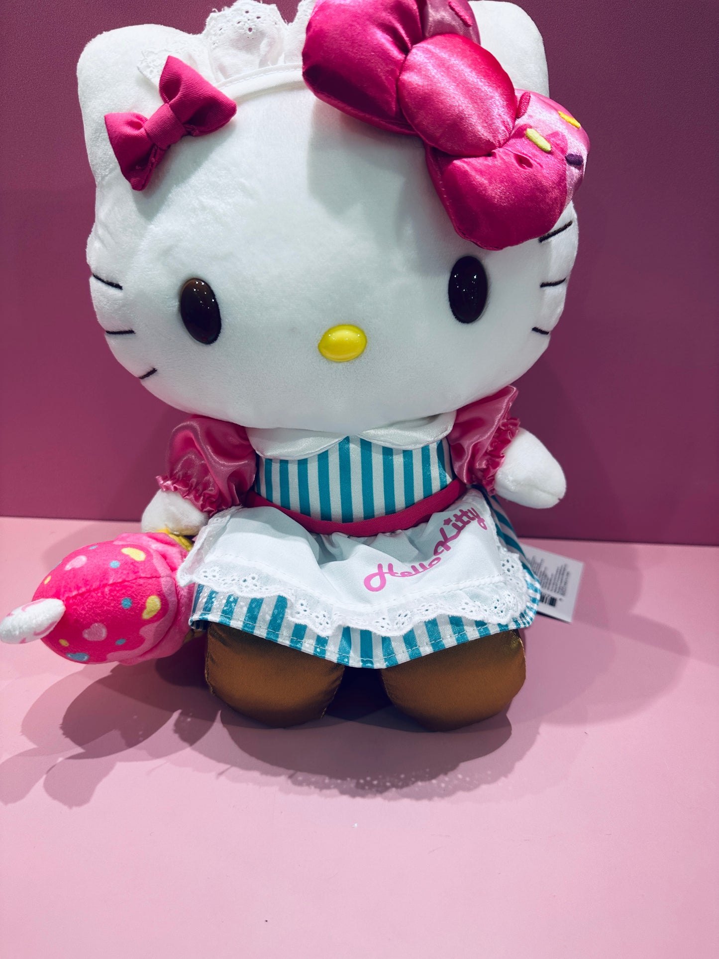 HELLO KITTY 10" PLUSH ICE CREAM