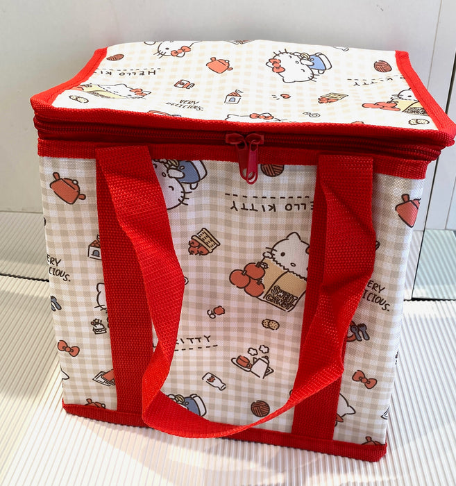 Hello Kitty® Hearts Lunch Boxes  Hello kitty, Hello kitty purse, Lunch box