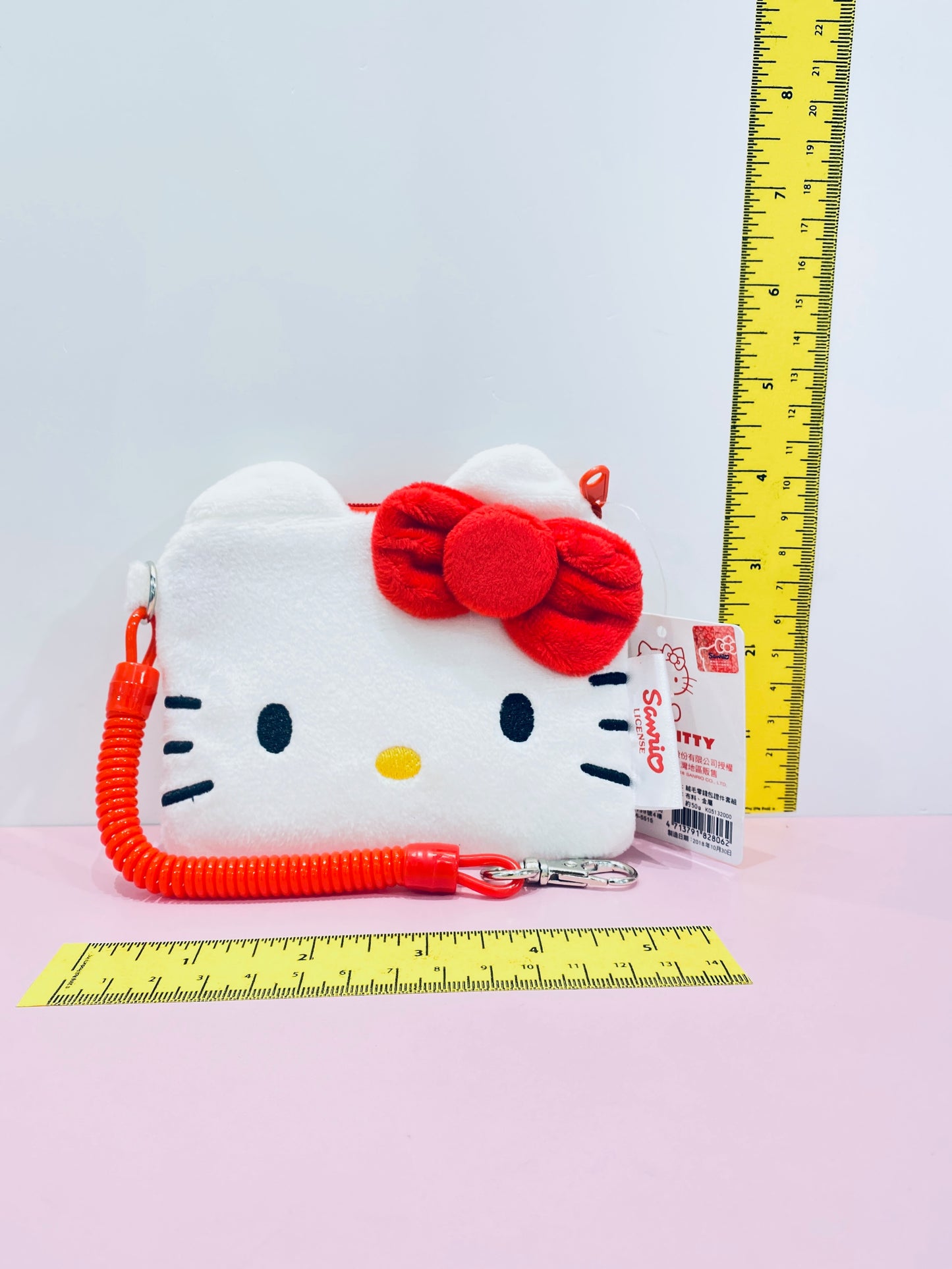 HELLO KITTY PLUSHY COIN WITH ID