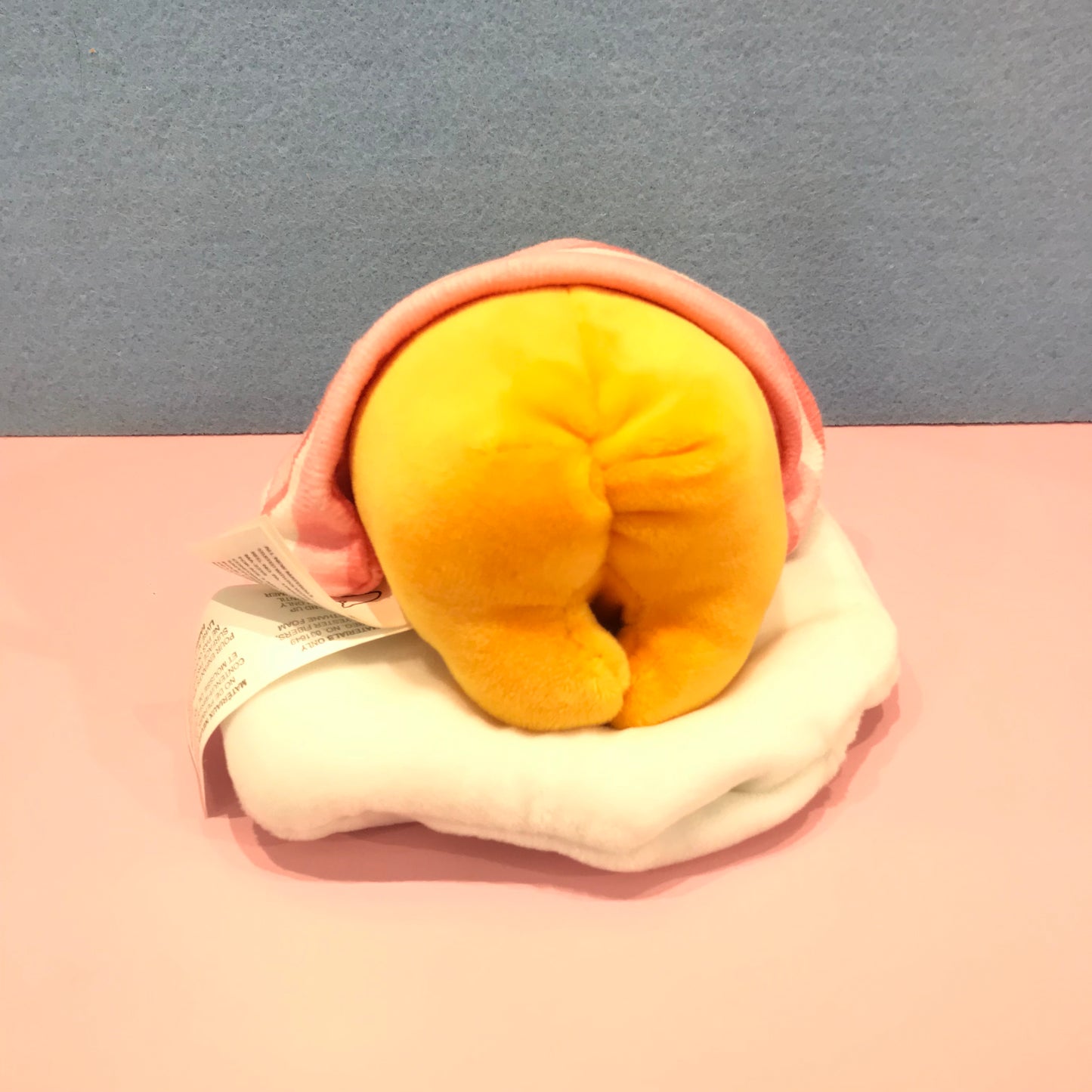 GUDETAMA HANGING MASCOT  PLUSH